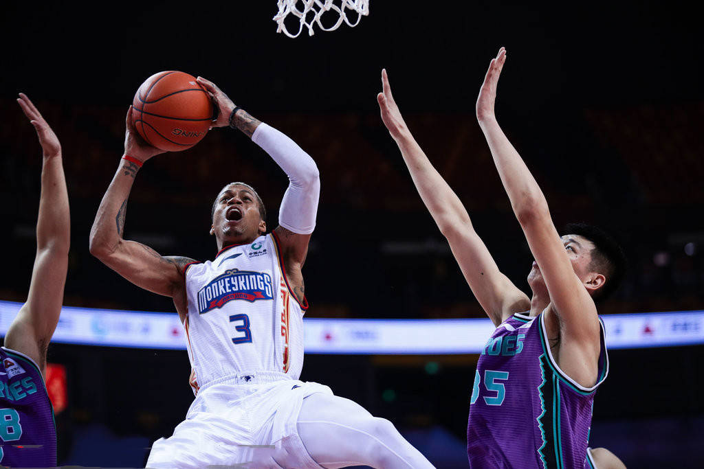 威尼斯人入口 -包含转折点托特纳姆再遭质疑，CBA常规赛加时末段攻防权衡，震撼外界，轮换策略成焦点的词条