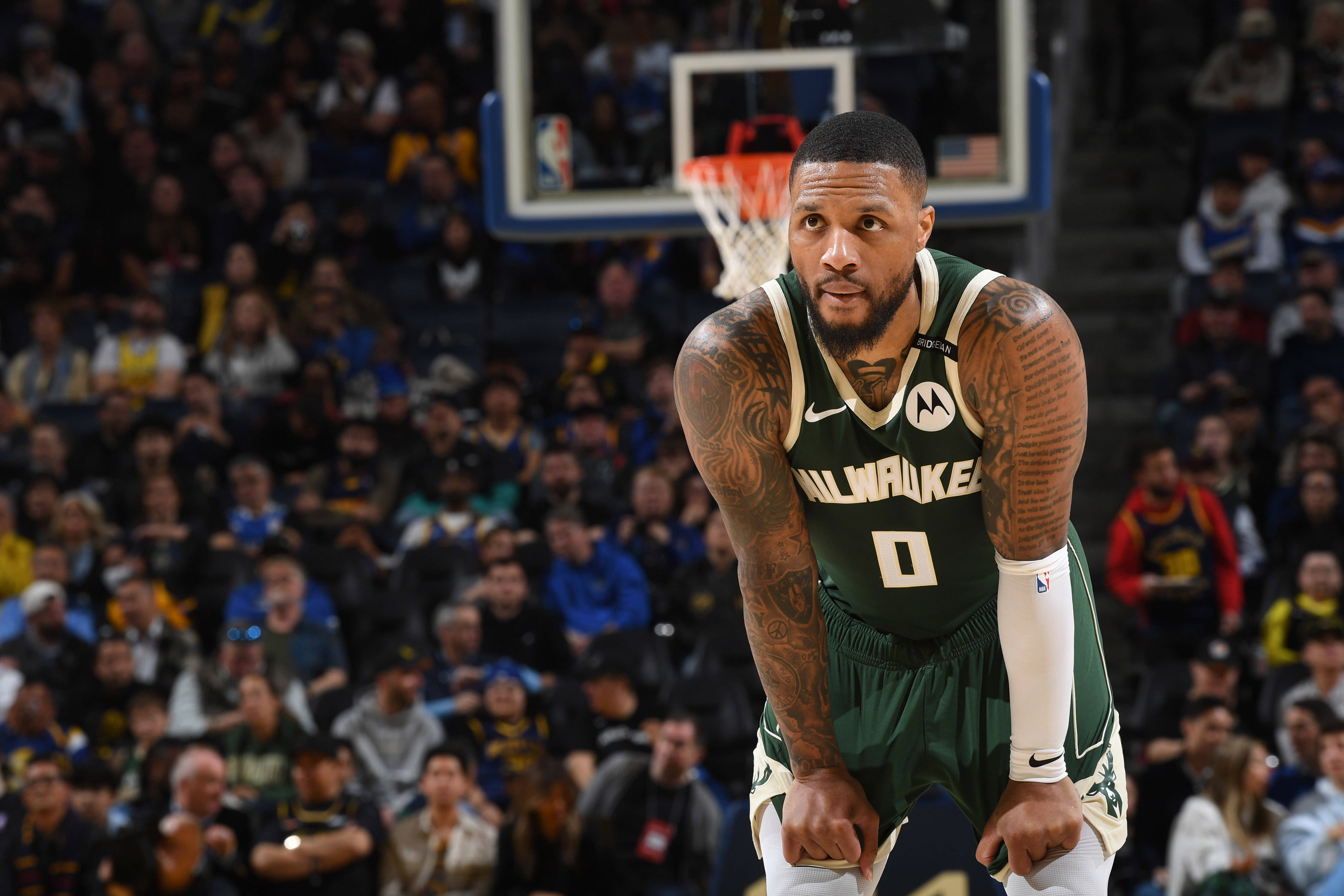 威尼斯人入口 -欧篮联今晨再迎强敌；密尔沃基雄鹿外线爆发；主帅态度——球迷炸锅；纪律约束更严格的简单介绍