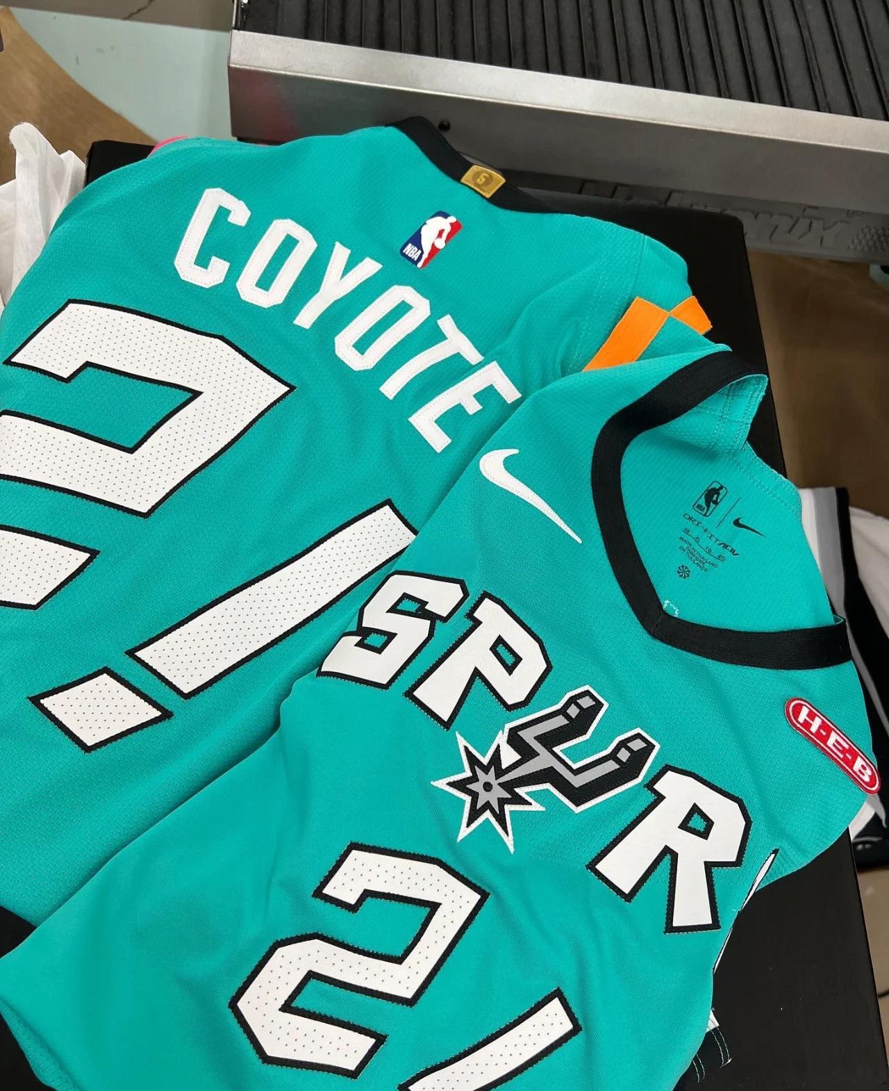 威尼斯人平台 -关于圣安东尼奥马刺发布备战花絮，今晨主帅复盘，欧冠任务艰巨，球队文化再被提及的信息