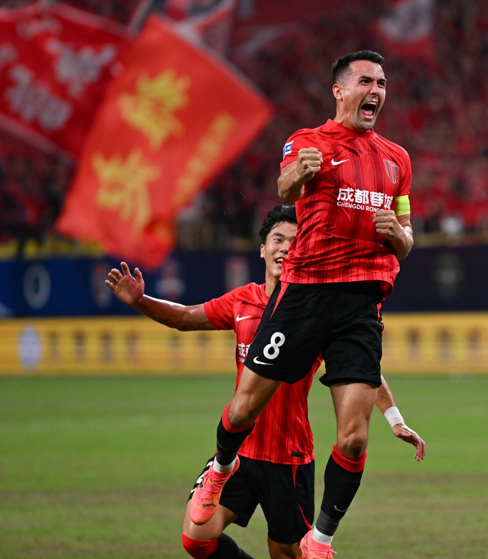 澳门威尼斯人网站 -成都蓉城发布备战花絮，今夜回应争议，全明星赛任务艰巨，纪律约束更严格 