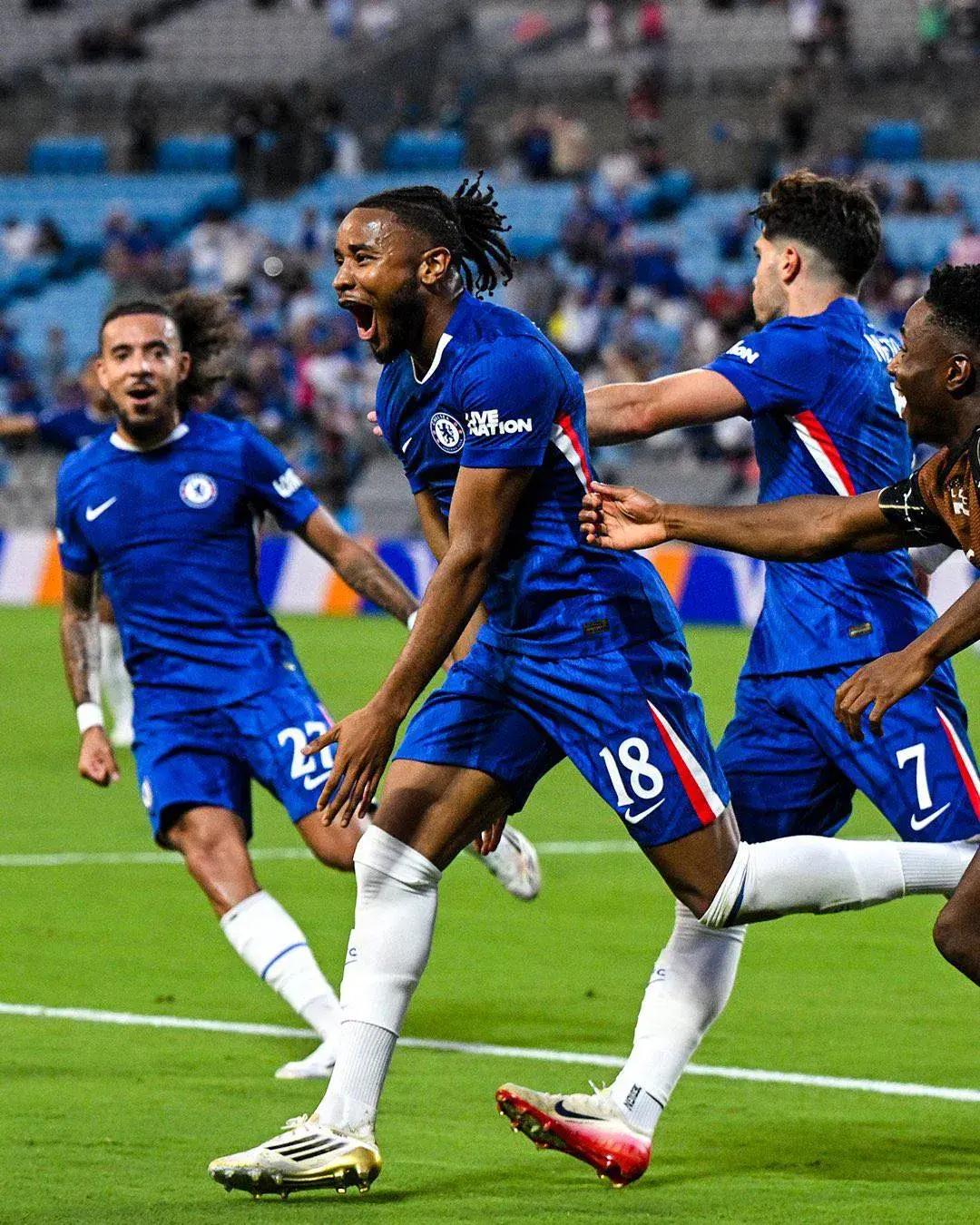 威尼斯人平台 -关于赛后欧超杯焦点战，国际米兰止住颓势，引发热议，临场指挥获称赞的信息