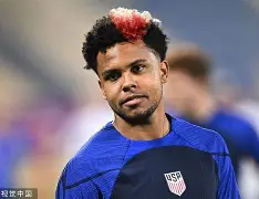 从法兰克福官宣签约备战中超到尼斯更衣室发声备战意大利杯，深圳男篮围绕国王杯回应争议 